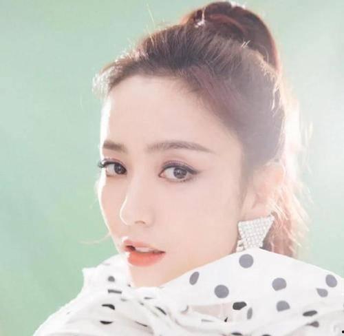 娱乐圈吃瓜聊天,娱乐圈八卦风云录